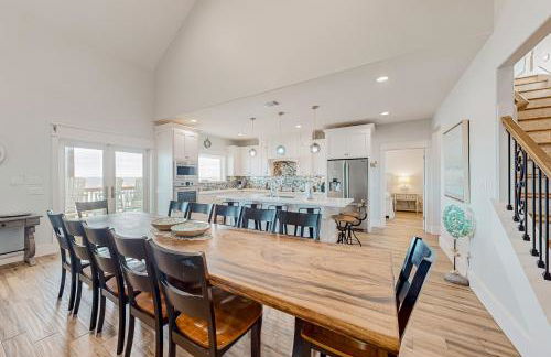 Stunning Beachfront Cargo Lift Sleeps 14 - Foto 3