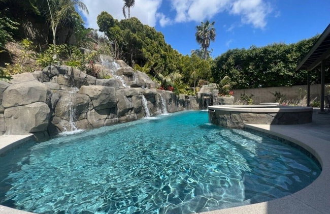 Coming Mid-April 2023! Beautifully upgraded two-story home with backyard oasis - Foto 41