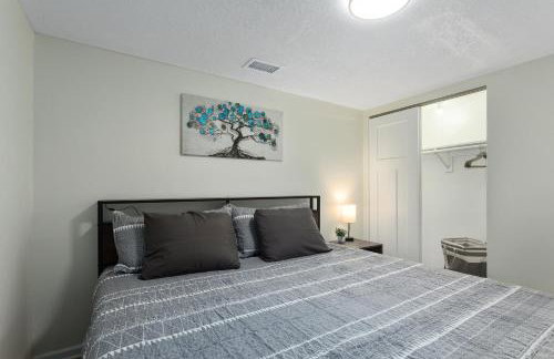 Beautiful Overland Park 3 King Bed Modern Getaway - Foto 5