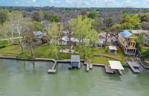 Waterfront Pickleball Court Wurstfest Stay - Foto 25