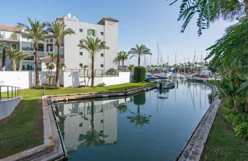 Seaside Sotogrande Retreat with pool - Foto 40