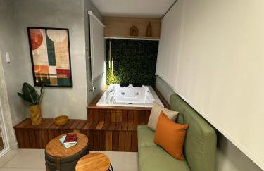 Refúgio romântico com Jacuzzi só sua! Espumante de cortesia! - Photo 18