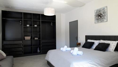 Grey family and friends apartment - Foto 3, towels, wardrobe