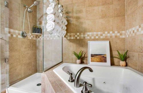 The Owl's Nest @ Manitou: Mtn Views on Main Street - Foto 16