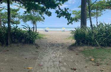 Condomínio Maitinga. (Pé na areia) - Foto 1