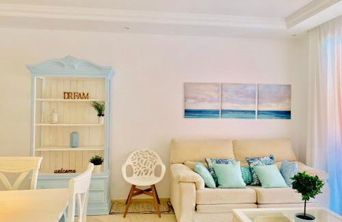 Beachside Apartment in Marbella - Photo 6