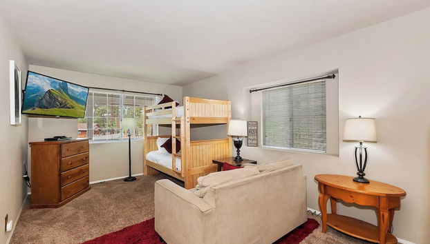 Eagle's Nest Cabin Pool Table Near Lake - Foto 4, Habitación