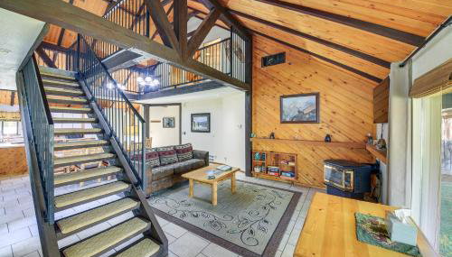 1 Mi to Dtwn Libby Peaceful Home with Creek Access! - Foto 3