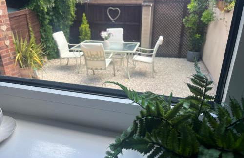 Entire Private Apartment with Kitchen and Lounge - Foto 20