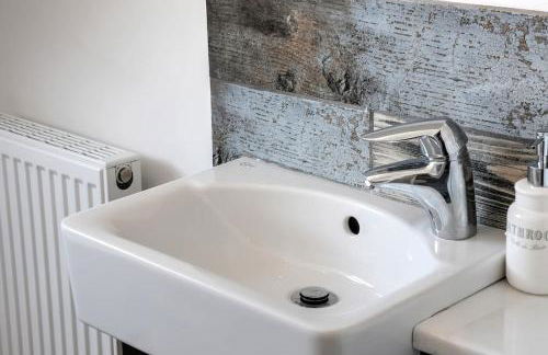 Queensgate Holiday Cottage Beverley with Parking - Foto 10