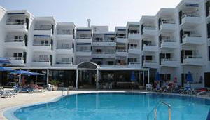Vistamar Apartments - Photo 2