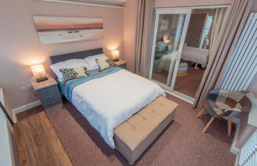 Spalding Town Centre - 2 Person - Self Contained - Self Catering 1 or 2 Doubles - Foto 3