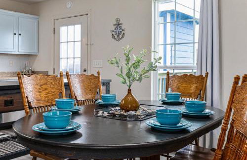 Deep Blue Yonder - Ping-pong! Bikes! Games! Cute and cozy 3-bed, 2-bath home in the heart of Crystal Beach! - Foto 13