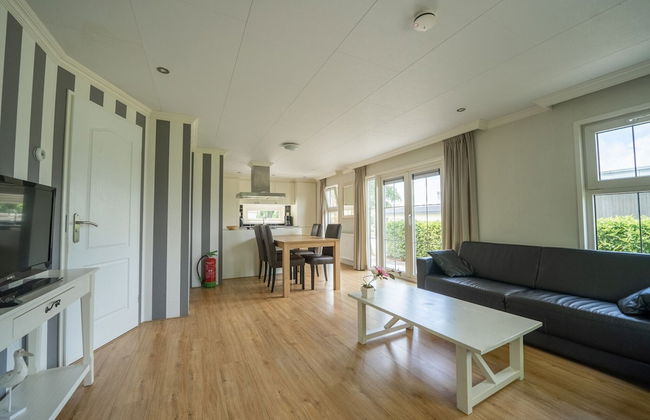 Well-kept Chalet not far From the Biesbosch - Foto 13