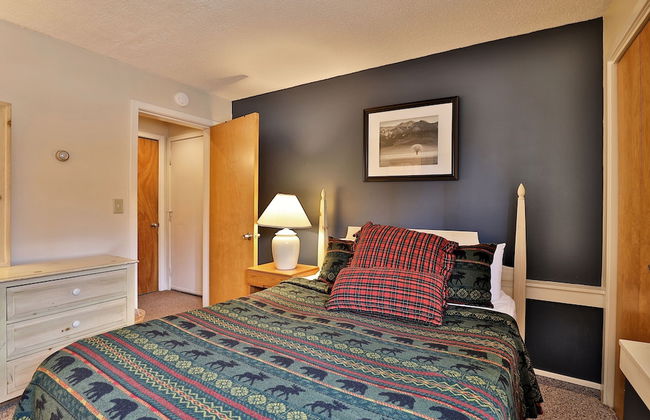 The Woods by Killington Vacation Rentals - 2 Bedrooms - Photo 7