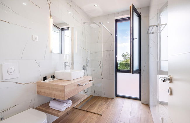 Luxury Villa With Private Indoor and Outdoor Pool - Foto 15