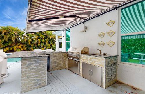 Luxury House with Movie Theater - Foto 52