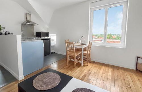 Pépites rares en bord d'Allier, découvrez trois T1 rénovés, proches Vichy et Saint-Yorre, transports, thermes et toutes commodités - Foto 4