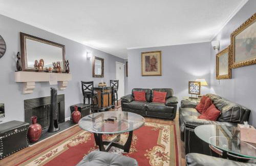Centrally Located 4BR Stonecrest Condo condo - Foto 7
