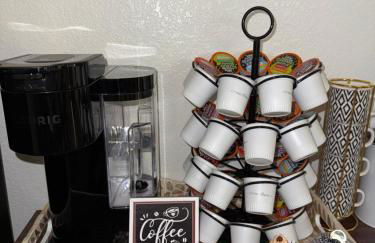 Beach Paradise- 4 min walk from beach - Foto 18