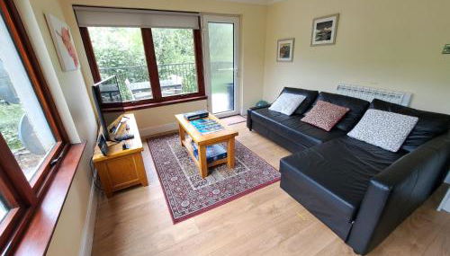 Loch Ness Balcony Apartment - Foto 2