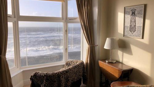 Stunning Aberystwyth South Beach Apartment - Photo 3