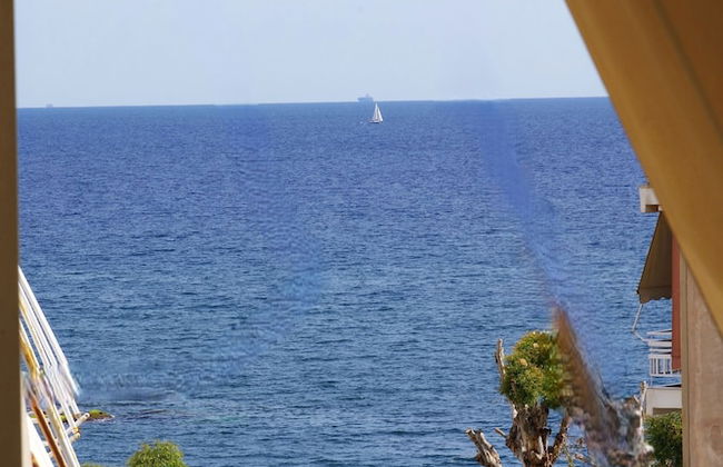 Violeta s Seaview Apartment in Piraeus - Photo 10