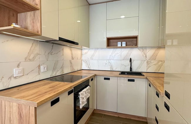 I&I 3 Bedrooms Apartment - Photo 8