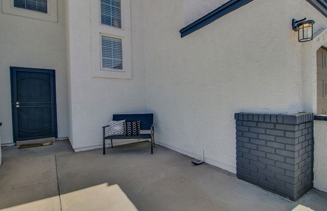 Upgraded 4-bdrm Beautiful Home W/pool! - Foto 46