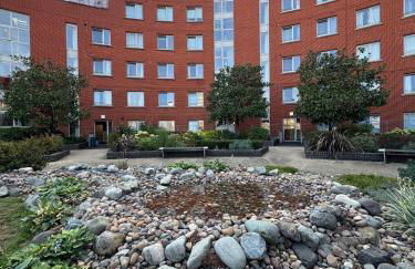 Luxury flat with FREE parking & easy tube access! - Foto 8