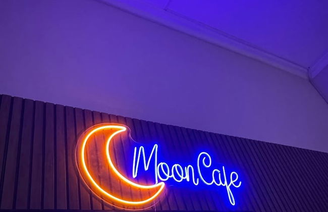 Golden Moon Apart Hotel - Photo 50