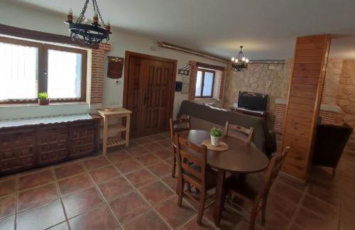 Alameda II con CHIMENEA Salòn y BARBACOA en patio - Foto 11