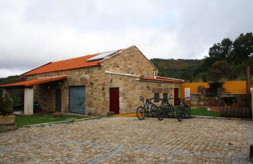 Casa Entre-Palheiros e Casa do Canastro - Photo 23