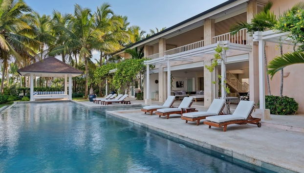 Oceanfront Golf Course Estate w Pool Guest House - Foto 4, Habitación