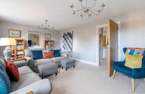 Spacious Family Oasis Explore with Ease - Pass the Keys - Photo 10