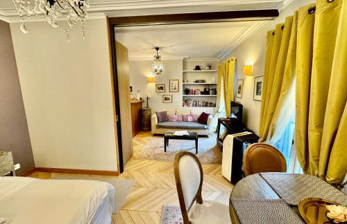 CHABLIS 27 avenue de la Bourdonnais 75007 - Foto 47