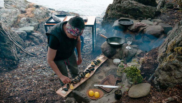 Enjoy lunch at the Beagle Channel