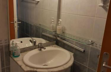 STUDIO CHALEUREUX aux pieds des pistes de ski des Glovettes - Foto 11