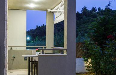 Marthina Luxury Living - Photo 28