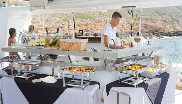 Bahía de Palma: Excursión en catamarán con almuerzo y refrescos - Foto 3