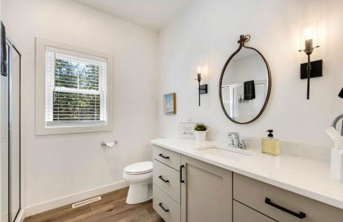 Luxury Retreat with Hot Tub The Ephraim House - Foto 23