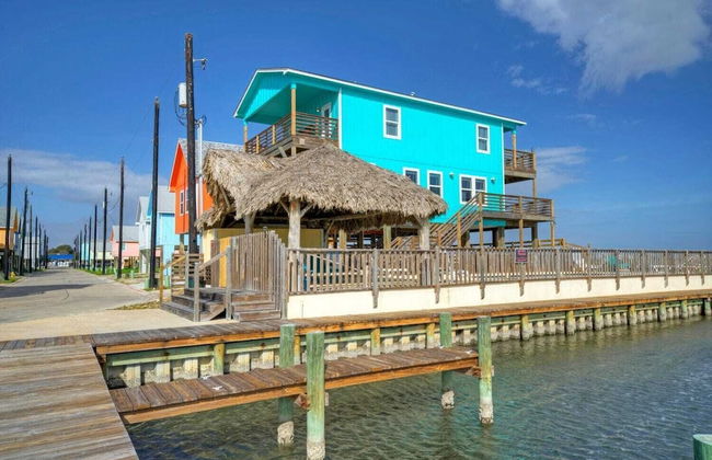 Waterfront w/ Bay Views, Shared Pool & Boat Dock Marlin Madness by Avantstay - Foto 40