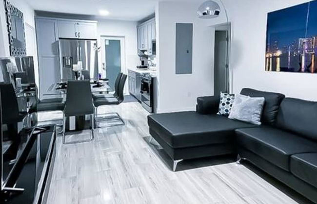 Modern Lux Home 3BR 2BA With Heated Pool - Foto 23