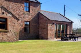 Family friendly farmhouse with games and cinema room - Foto 1