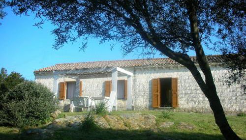 Holiday Home Stazzo mit Garten in Luogosanto by Interhome - Foto 2