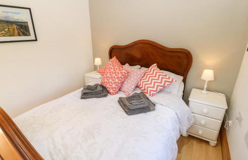 Garden Cottage - Photo 7