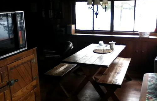 Cozy Cabin with Lovely Views of Great Sacandaga Lake in Northville, New York - Foto 3