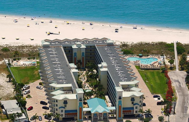 Sunset Vistas Beachfront Suites - Foto 4