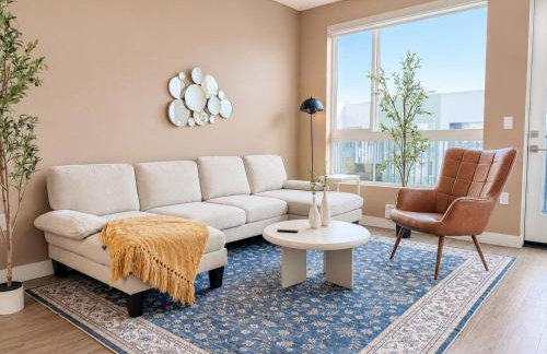 New Oasis Near Disneyland Pool Gym Free Parking - Foto 68