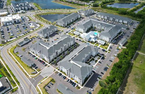 Peaceful 2BR by the Bay Pool and Coastal Vibes - Foto 53